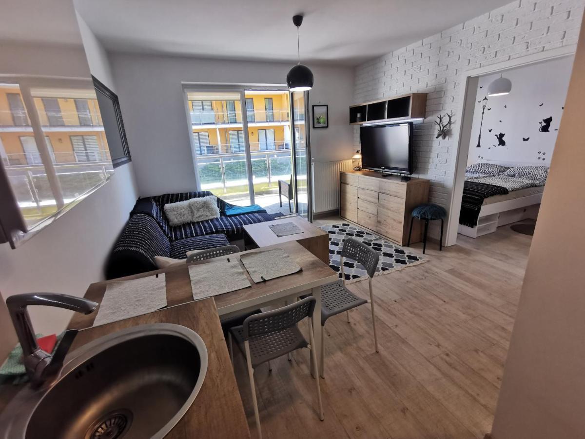 Apartamento Apartament Julia Kołobrzeg Exterior foto
